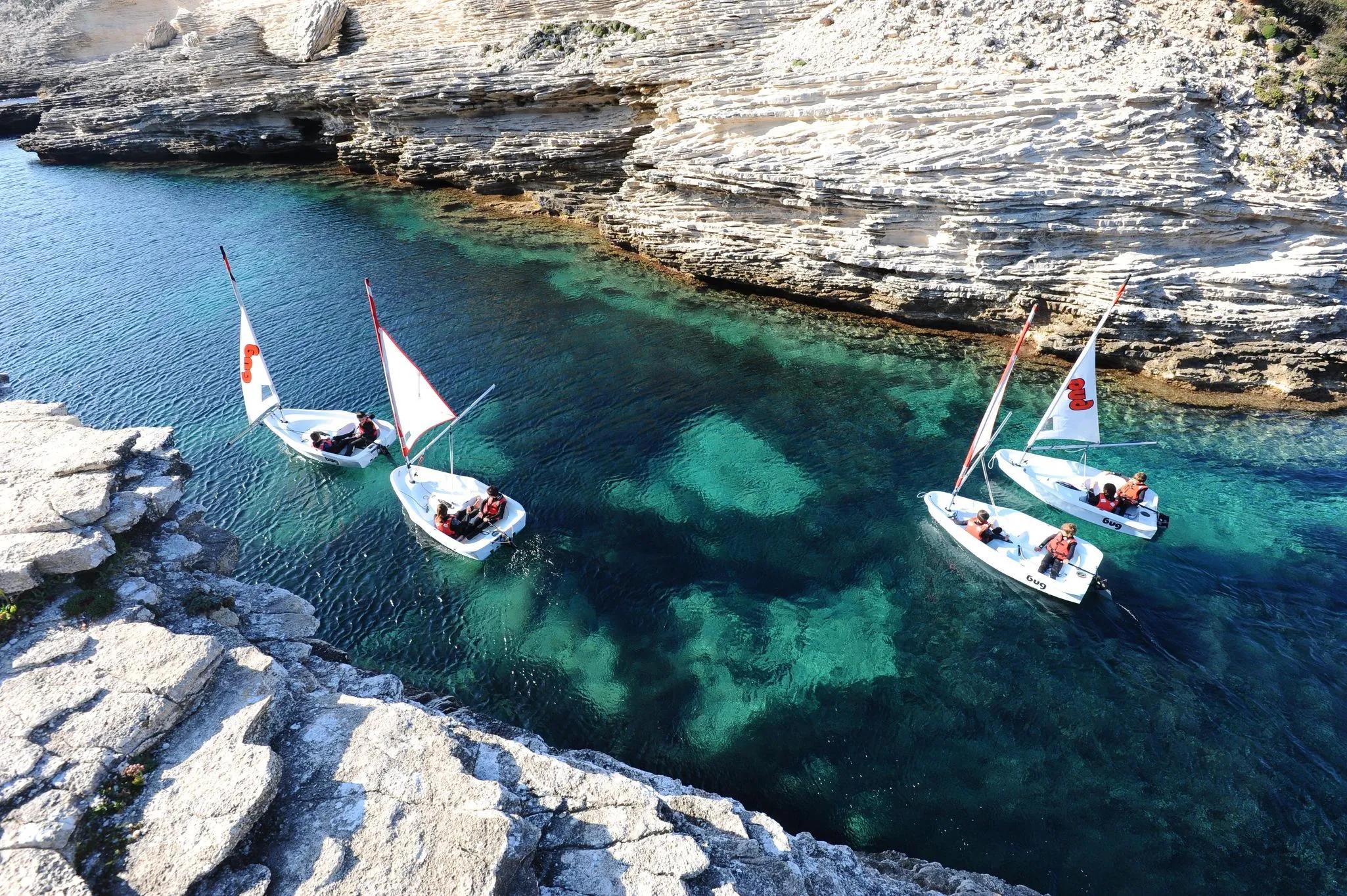 Location de dériveur à Bonifacio