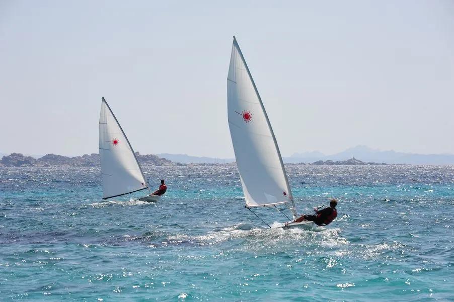 Formation pour devenir moniteur de voile à Bonifacio