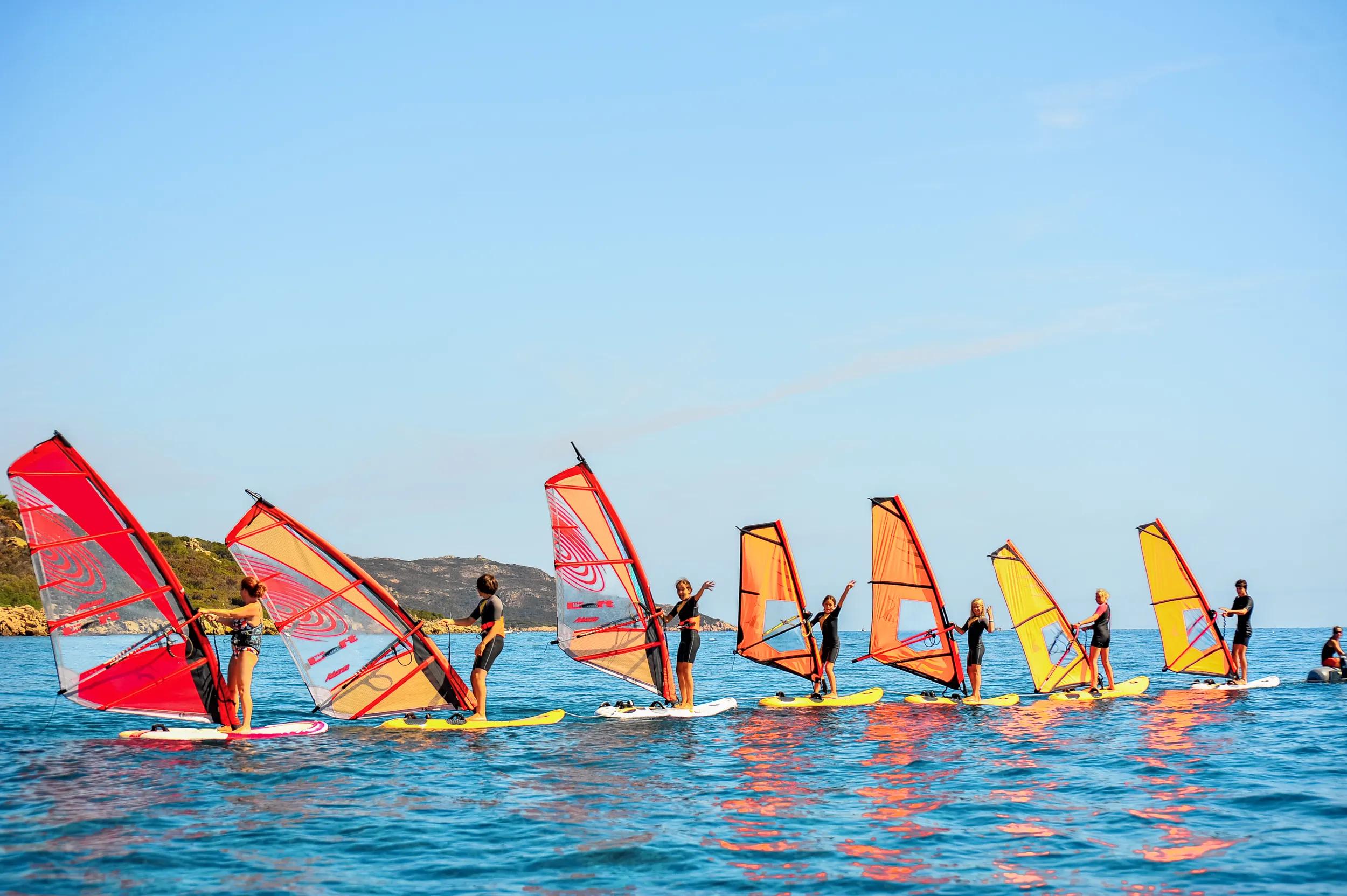 Team building en planche à voile à Bonifacio