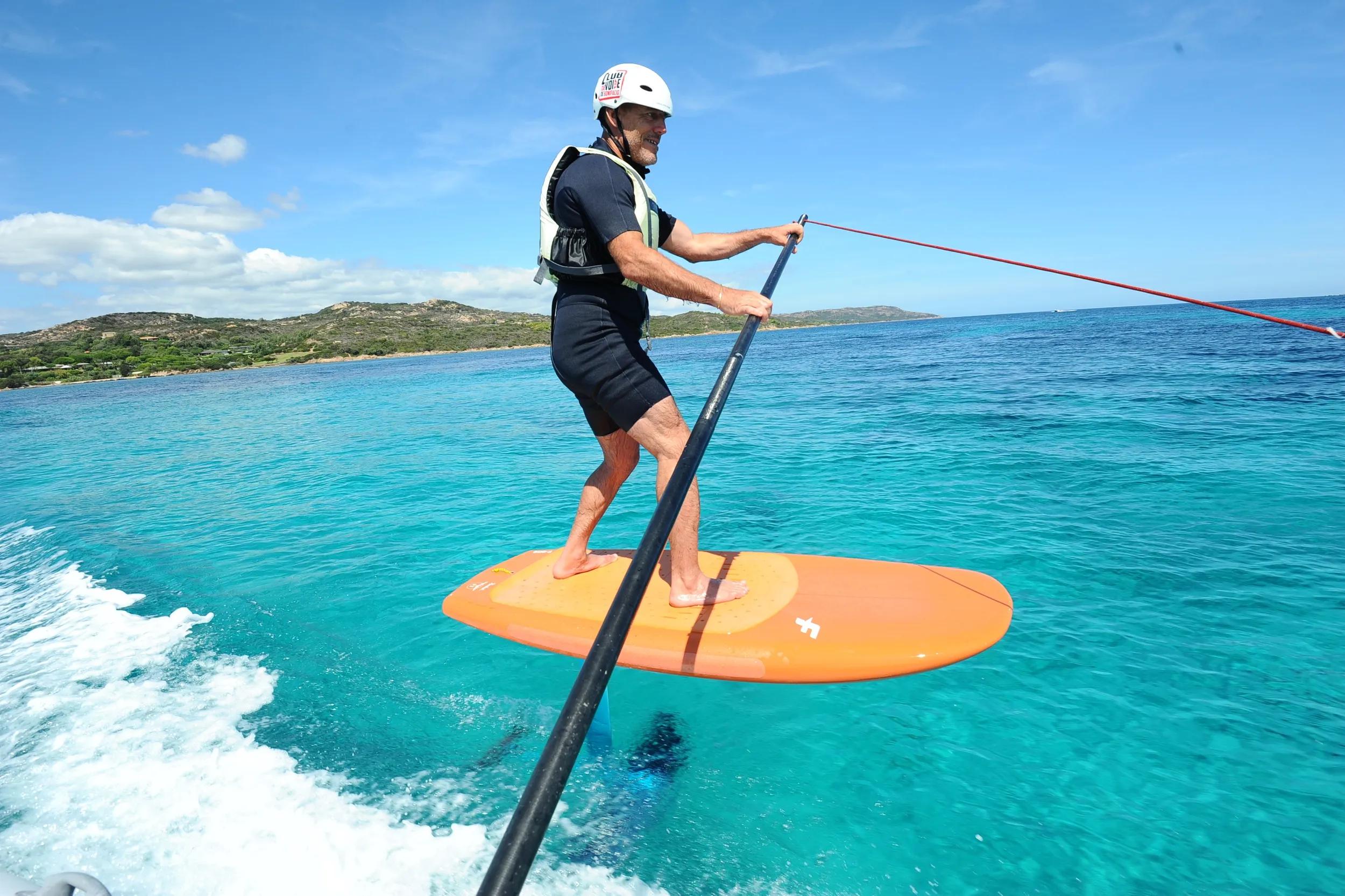 Wingfoil pour niveau intermédiaire à Bonifacio
