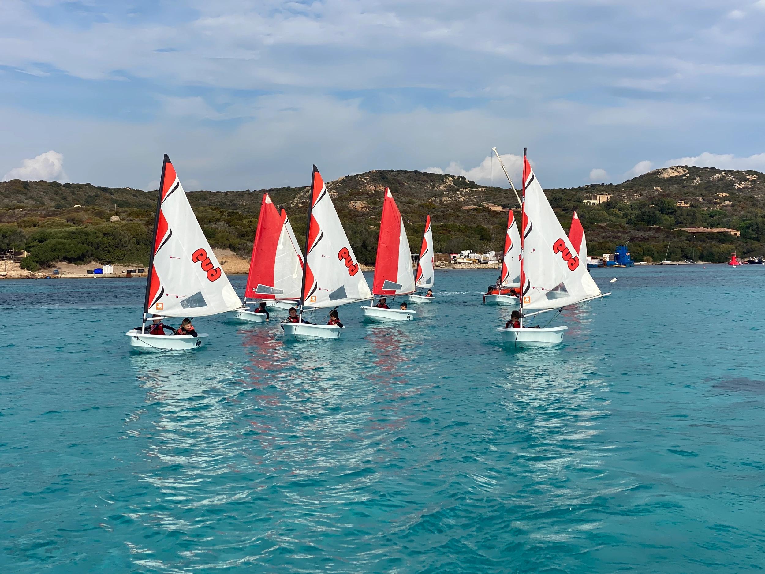 Location d'un dériveur à Bonifacio en Corse